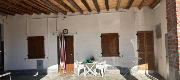 2-salle Appartement à Lomazzo, Italy No. 171647 2