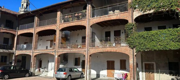 2-salle Appartement à Lomazzo, Italy No. 171647 7