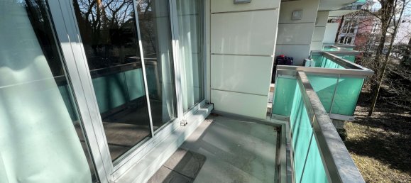 Studio in Munich, Germany No. 143067 3