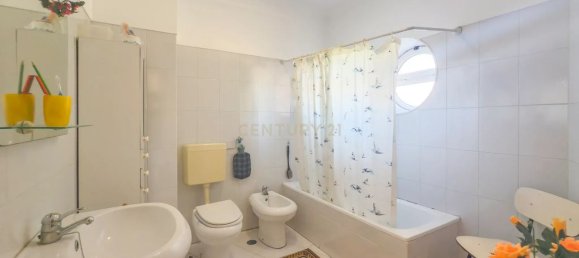 3 bedrooms House in Oeiras, Portugal No. 152556 6