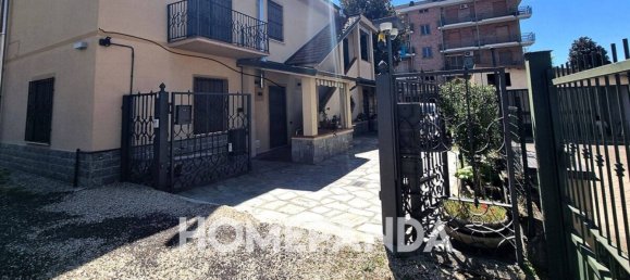 3 غرف نوم فيلا في Moncalieri, Italy رقم 343440 17