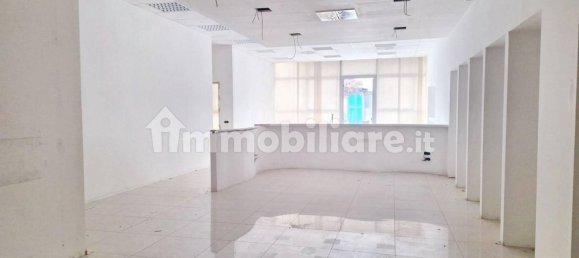 2171m² Commercial property in Bolzano Vicentino, Italy No. 326184 9