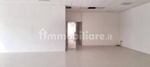 2171m² Commercial property in Bolzano Vicentino, Italy No. 326184 2