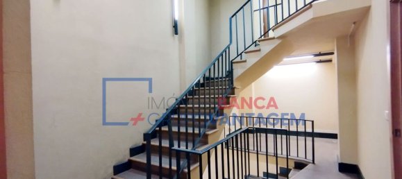 44m² Commercial property in Caldas da Rainha, Portugal No. 92774 11