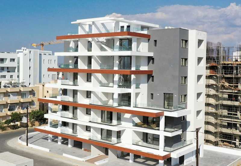4 bedrooms Penthouse in Larnaca, Cyprus No. 20527
