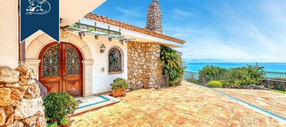 Villa de 8 dormitorios en San Giovanni a Piro, Italy No. 362941 8