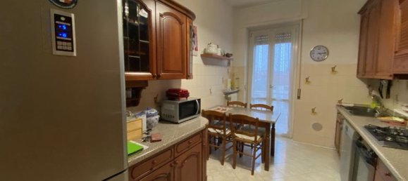 3-salle Appartement à Vigevano, Italy No. 150301 3