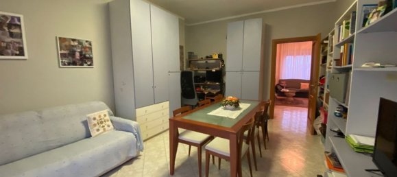 3-salle Appartement à Vigevano, Italy No. 150301 10