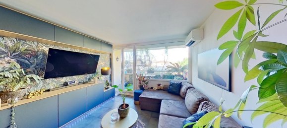 Apartamento de 1 dormitorio en Frejus, France No. 195192 2