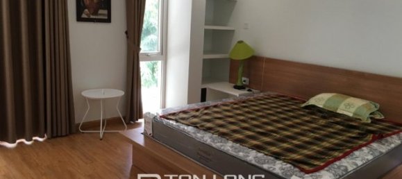 3 bedrooms Villa in Long Bien, Vietnam No. 2653 3