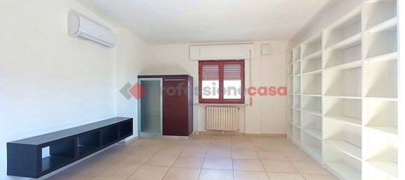 Квартира с 3 комнатами в Априлия, Италия № 82164 8