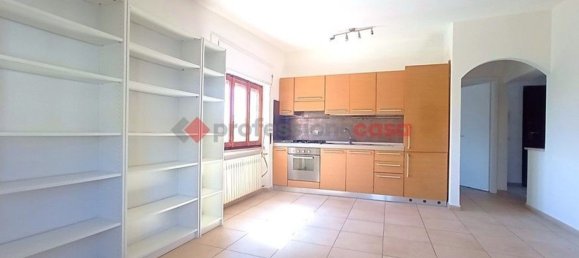 Квартира с 3 комнатами в Априлия, Италия № 82164 4