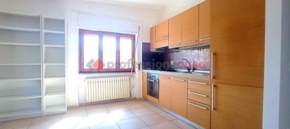 Квартира с 3 комнатами в Априлия, Италия № 82164 7