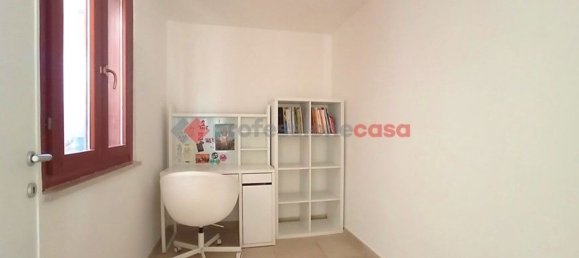 Квартира с 3 комнатами в Априлия, Италия № 82164 13