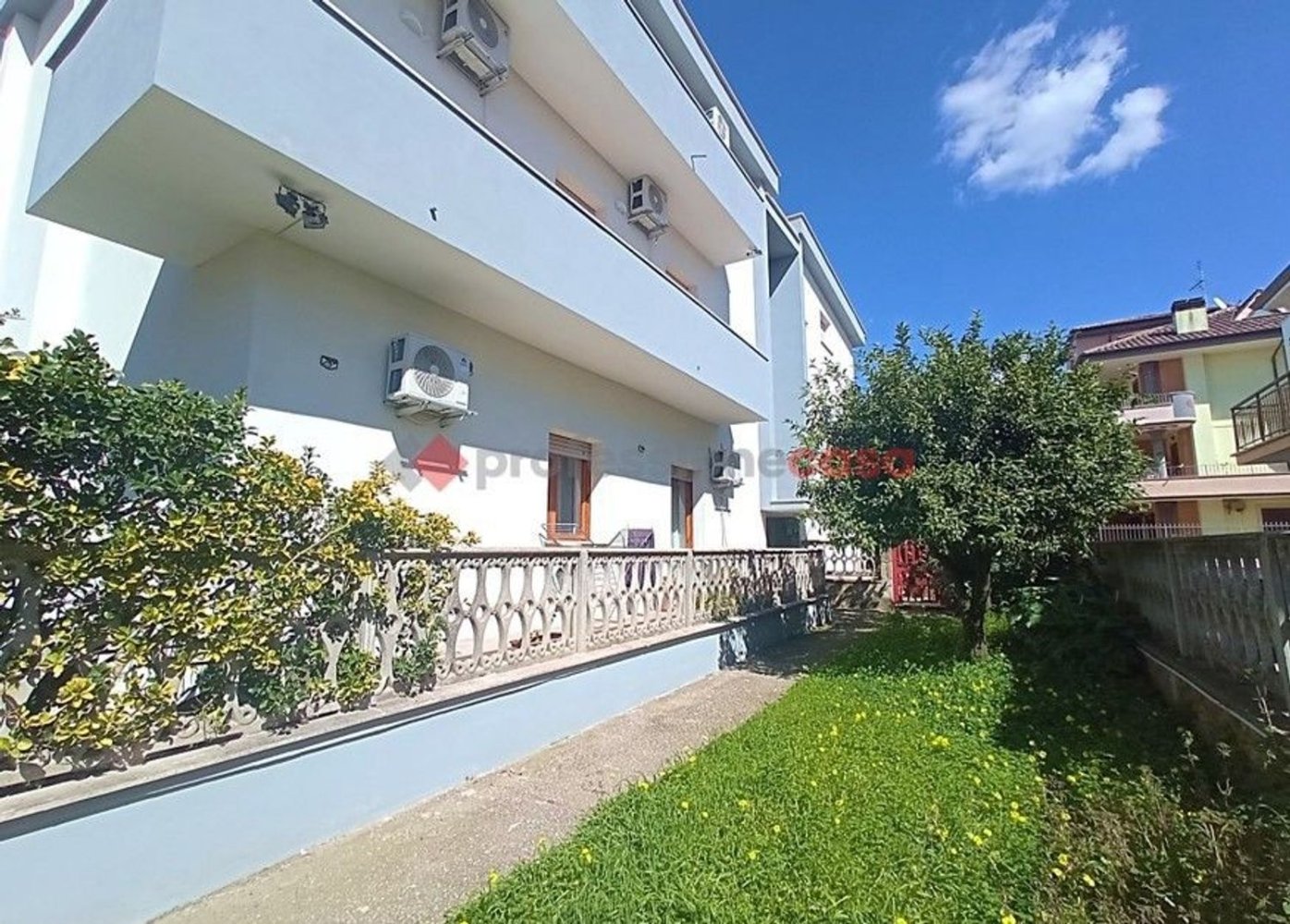 Квартира с 3 комнатами в Априлия, Италия № 82164