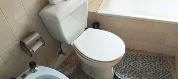 361m² Building in Villamuriel de Cerrato, Spain No. 70308 11