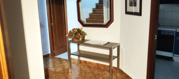 361m² Building in Villamuriel de Cerrato, Spain No. 70308 17