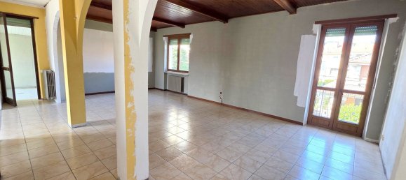 5غرفة شقة في Moncalieri, Italy رقم 294567 4