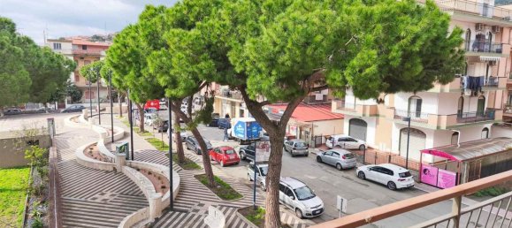 Apartamento de 4 habitaciónes en Nizza di Sicilia, Italy No. 280042 7