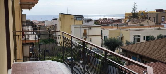 Apartamento de 4 habitaciónes en Nizza di Sicilia, Italy No. 280042 9
