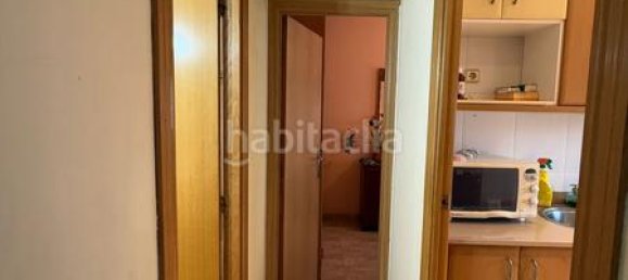 Apartamento de 3 dormitorios en L'Hospitalet de Llobregat, Spain No. 169683 6
