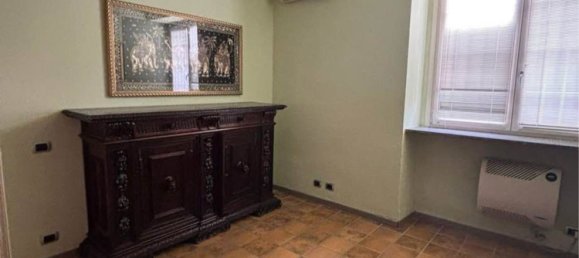 Almacén en Borgomanero, Italy 1100 m² No. 300149 8