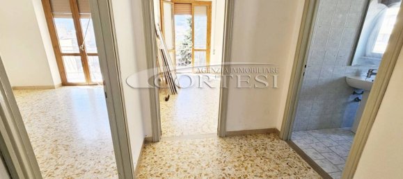 3 bedrooms Apartment in Umbertide, Italy No. 69102 7