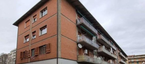 5 rooms Apartment in Perugia, Italy No. 43017 2