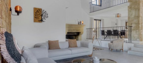 5 bedrooms Villa in Valbonne, France No. 1937 19