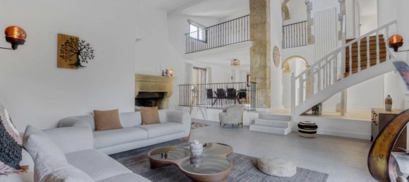 5 bedrooms Villa in Valbonne, France No. 1937 20