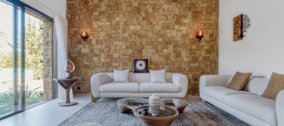 5 bedrooms Villa in Valbonne, France No. 1937 11