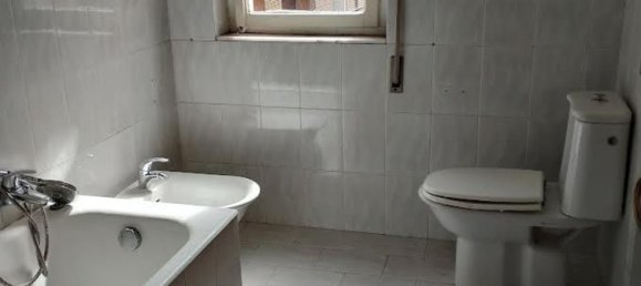 4 bedrooms Apartment in Carrara, Italy No. 313693 6