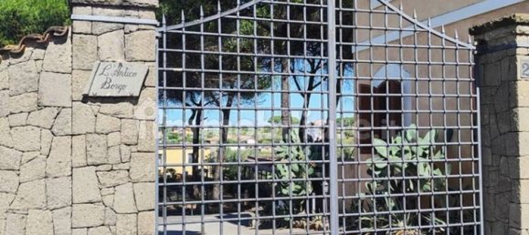 3 bedrooms House in Albano Laziale, Italy No. 325072 2