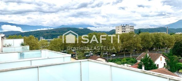 3 chambres Appartement à Échirolles, France No. 196093 7