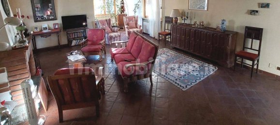5 bedrooms Villa in Carpeneto, Italy No. 223963 9