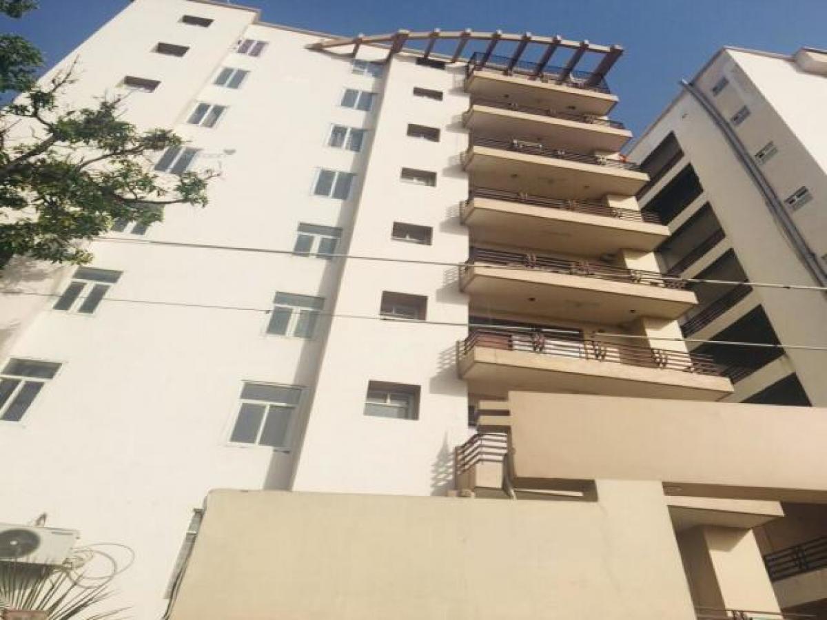 2 bedrooms House in Lucknow, India No. 18906