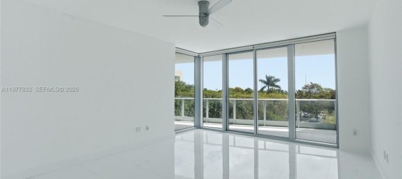 3 dormitorios propiedad comercial en venta en Miami, Miami-Dade, Florida, USA № 615193 17
