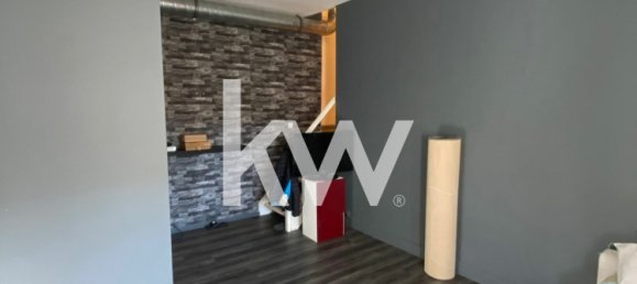 430m² Building in Armentieres, France No. 77795 2