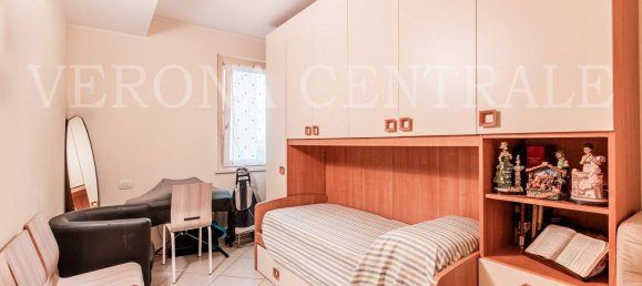 2 bedrooms Apartment in Verona, Italy No. 196953 8