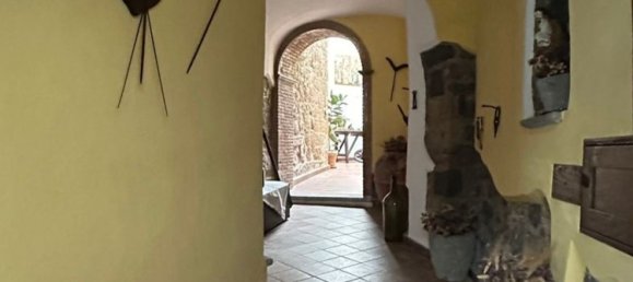 5 rooms House in Sessa Aurunca, Italy No. 32940 3