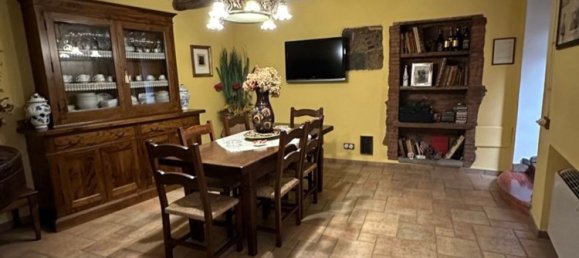 5 rooms House in Sessa Aurunca, Italy No. 32940 9