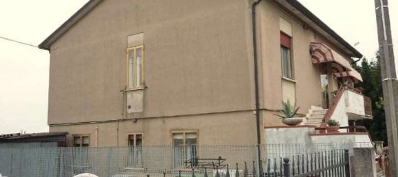 6 rooms Apartment in Legnago, Italy No. 195053 7