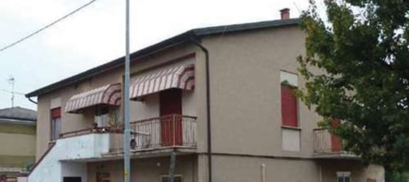 6 rooms Apartment in Legnago, Italy No. 195053 5