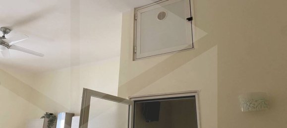 2غرفة شقة في Bari, Italy رقم 33837 19