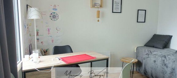 Casa de 3 dormitorios en Montaigu-Vendee, France No. 357875 11