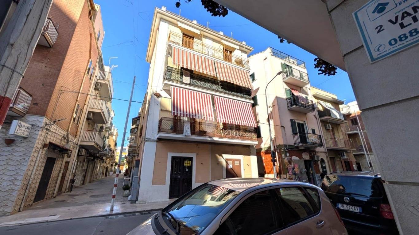 Apartamento de 1 dormitorio en Margherita di Savoia, Italy No. 263777