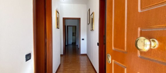 Villa de 8 divisões em Copparo, Italy N.º 278883 4