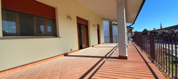 Villa de 8 divisões em Copparo, Italy N.º 278883 32