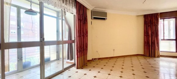 Apartamento de 3 dormitorios en Andalucía, Spain No. 151413 4