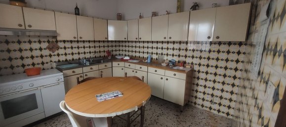 10-Zimmer Haus in Paternò, Italy, Nr. 45184 9